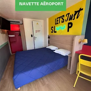 Premiere Classe Marseille Aéroport Hotel